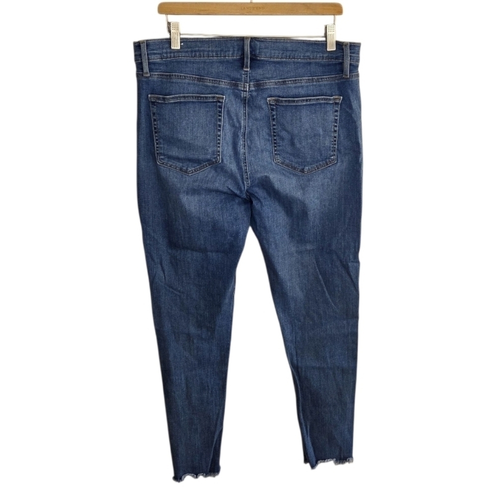 Loft Modern Skinny High Rise Jeans Light Distressing Frayed Hem Size 14 - Picture 6 of 6